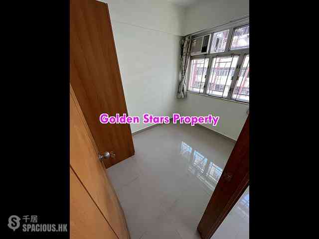 Sai Ying Pun - Tak Yan Building 05