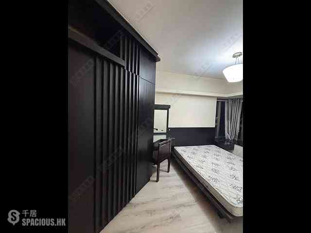 West Kowloon - Sorrento Phase 1 Block 5 03