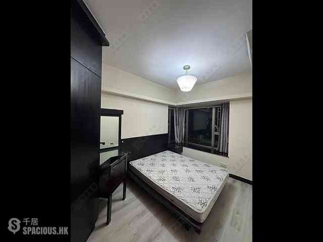 West Kowloon - Sorrento Phase 1 Block 5 05