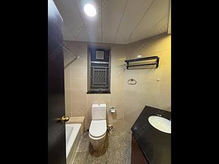 West Kowloon - Sorrento Phase 1 Block 5 08