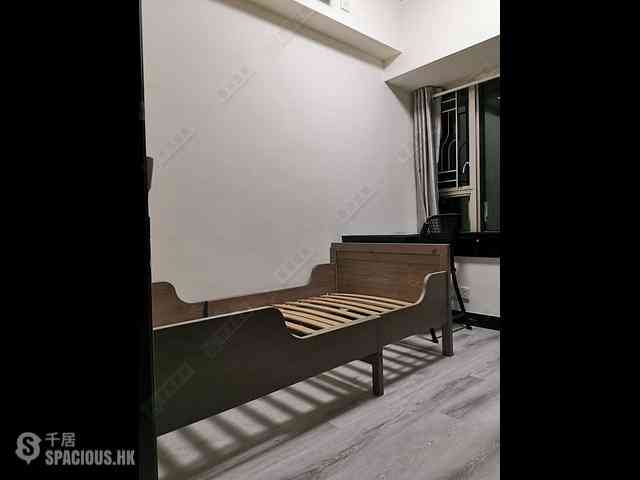 West Kowloon - Sorrento Phase 1 Block 5 09