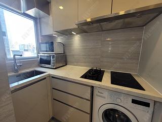 Mid Levels Central - Midland Court 02