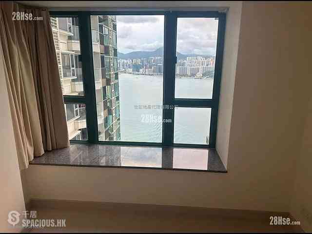 Sai Wan Ho - Grand Promenade Block 6 05