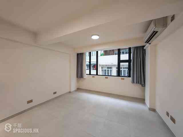 Central - 12, Gough Street 01