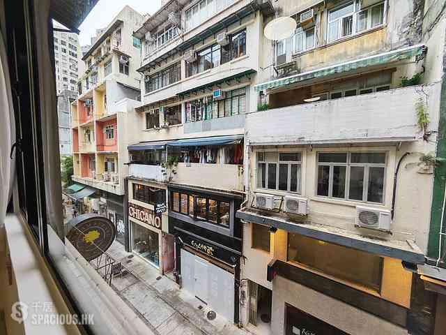 Central - 12, Gough Street 05