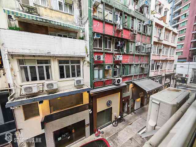 Central - 12, Gough Street 06