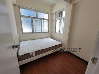Wan Chai - Fu Yuen Building 04