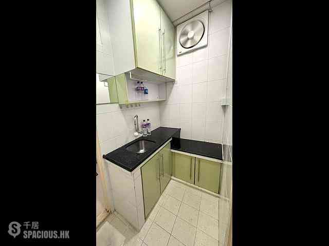 Quarry Bay - Wai Lee Building 05
