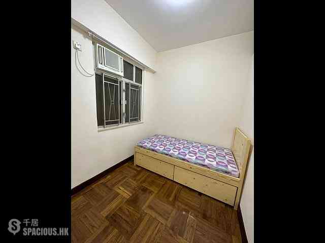 Sai Ying Pun - Bank Building 06