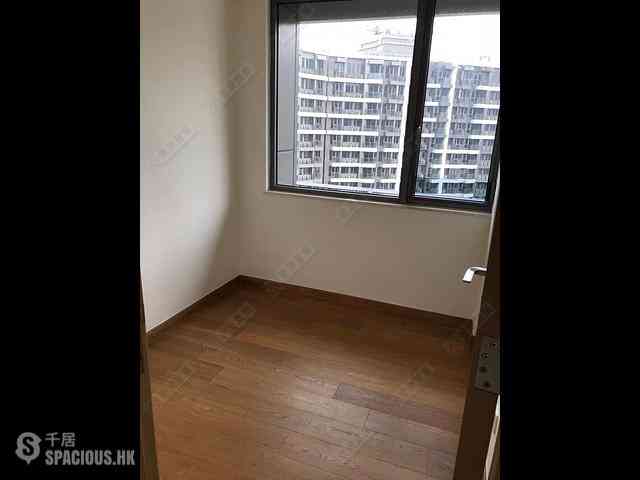 Tseung Kwan O - The Papillons Block 3 05