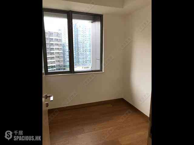 Tseung Kwan O - The Papillons Block 3 06