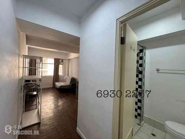 Sheung Wan - 119, Wing Lok Street 02