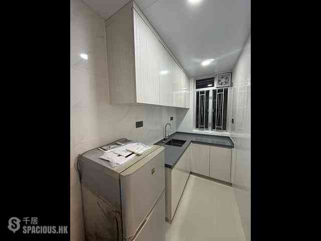 Causeway Bay - Lei Ha Court 06