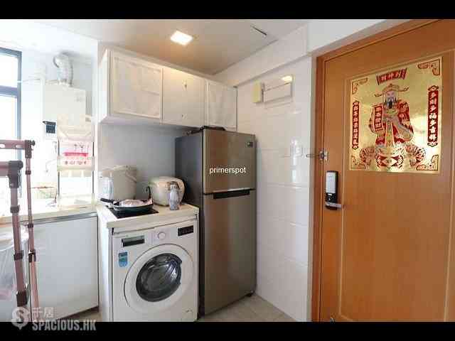 Wan Chai - Causeway Centre Block C 02