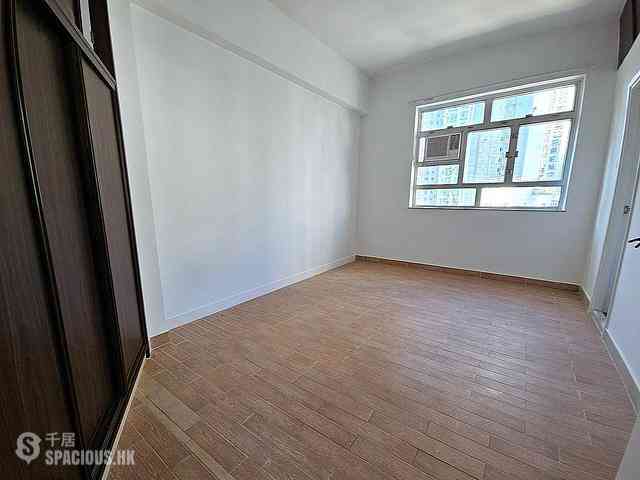 Tai Hang - Fuk Kwan House 10