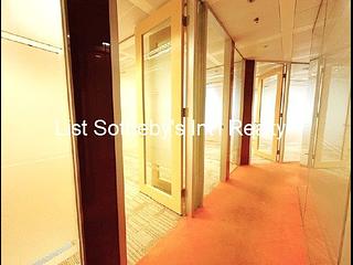 中环 - The Center 06