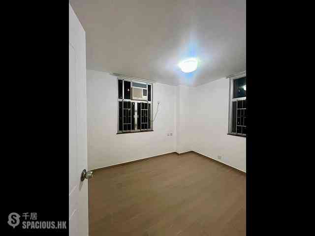 Tai Koo Shing - Tai Koo Shing Sing Fai Terrace Hang Sing Mansion 05