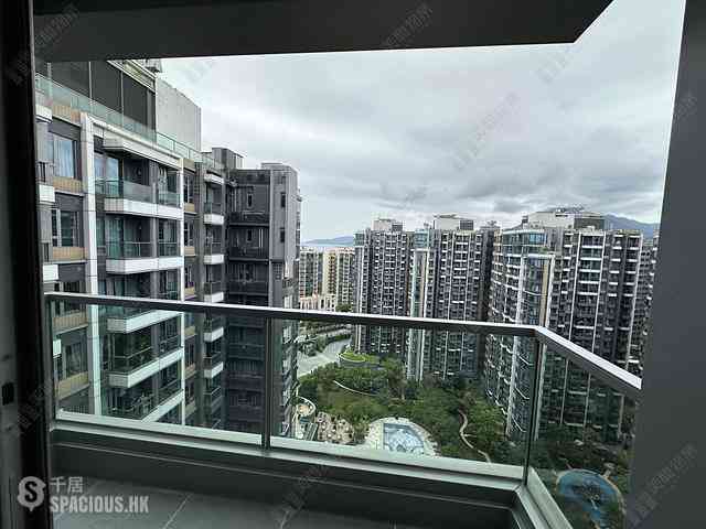 Pak Shek Kok - St Martin Phase 1 Tower 5 03