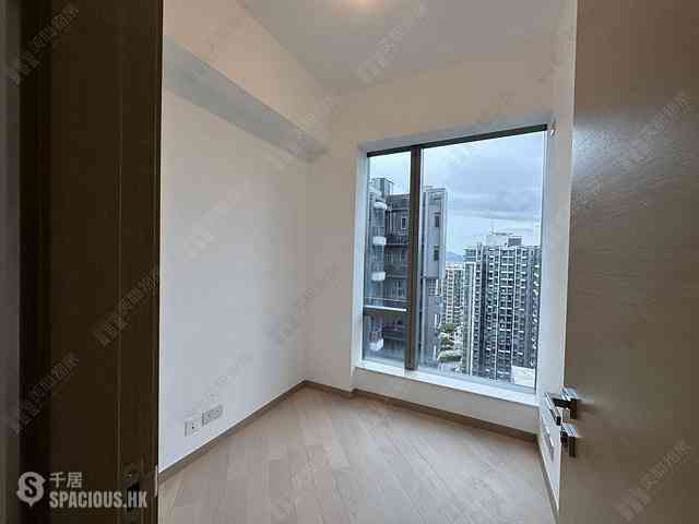 Pak Shek Kok - St Martin Phase 1 Tower 5 07