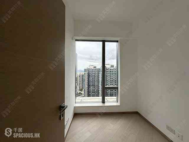 Pak Shek Kok - St Martin Phase 1 Tower 5 08
