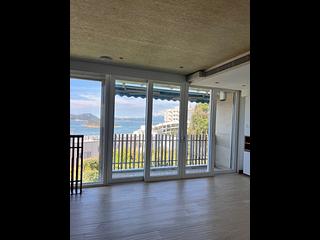 Chung Hom Kok - Hillgrove Block A 03