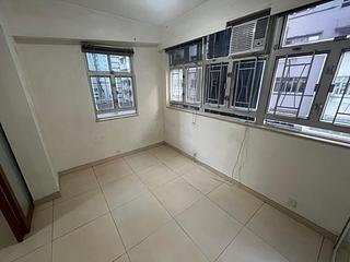 Quarry Bay - Lai Wah Mansion 07