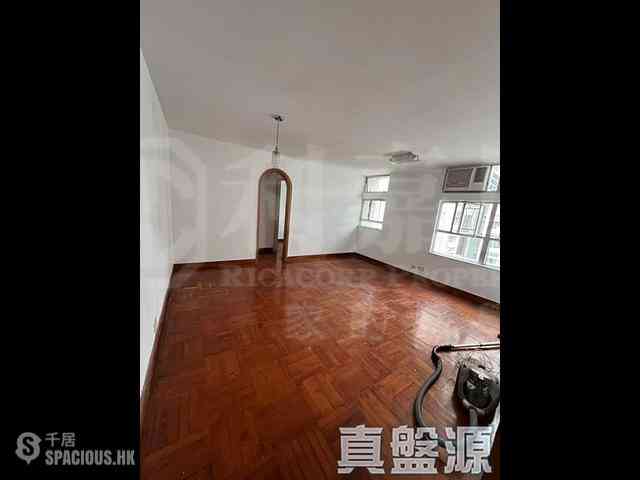 Tseung Kwan O - King Ming Court Fai King House (Block B) 01