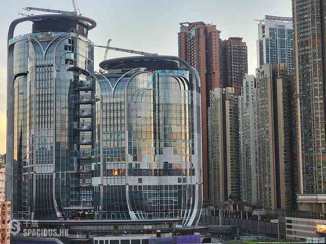 Yau Ma Tei - The Coronation Tower 3 15
