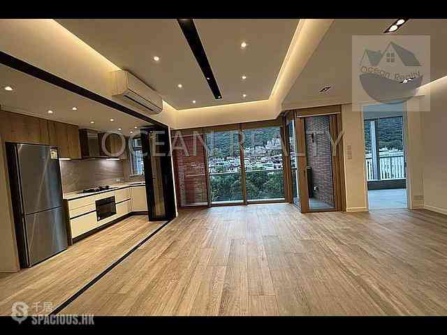 Clear Water Bay - Mount Pavilia 01