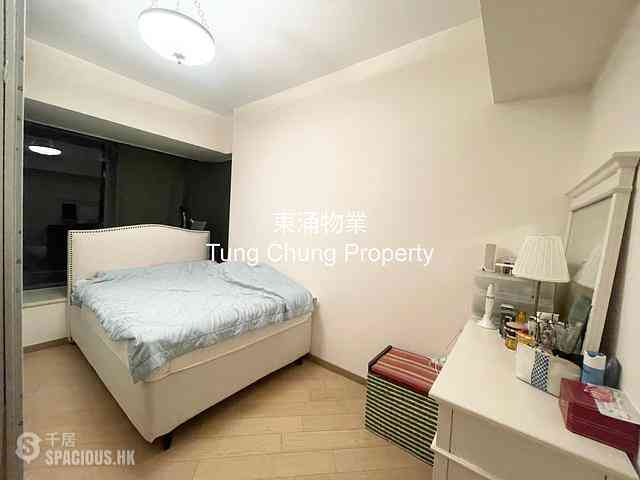 Tung Chung - The Visionary Tower 1 02