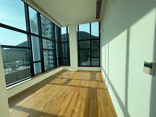 Repulse Bay - Helene Tower 02