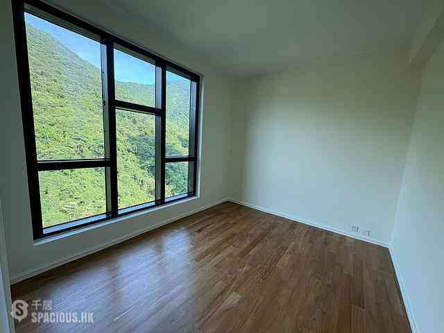 Repulse Bay - Helene Tower 05