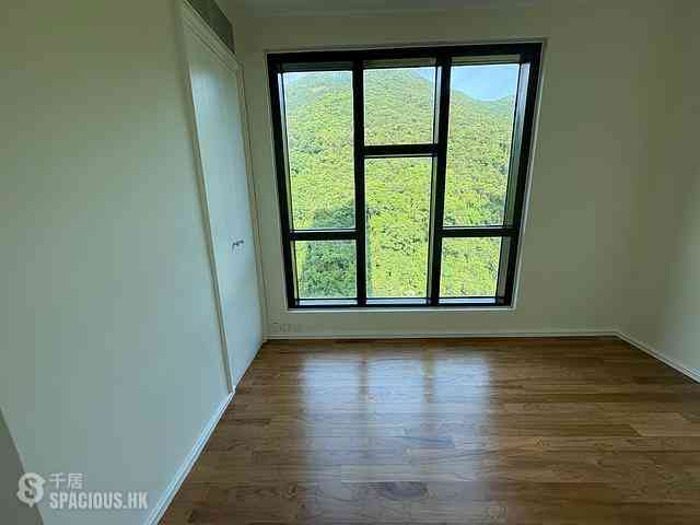 Repulse Bay - Helene Tower 06