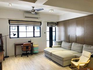 Mid Levels West - Chong Yuen 04