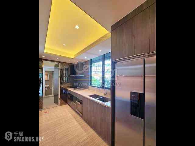 Sha Tin - Mount Regalia Tower 7 02
