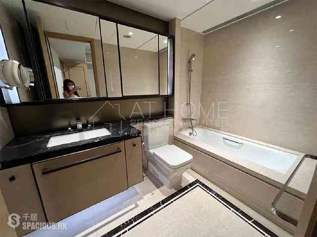 Mid Levels Central - 3, MacDonnell Road 06