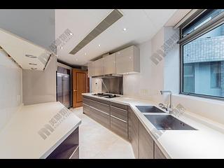 Mid Levels Central - Regence Royale Tower 1 10