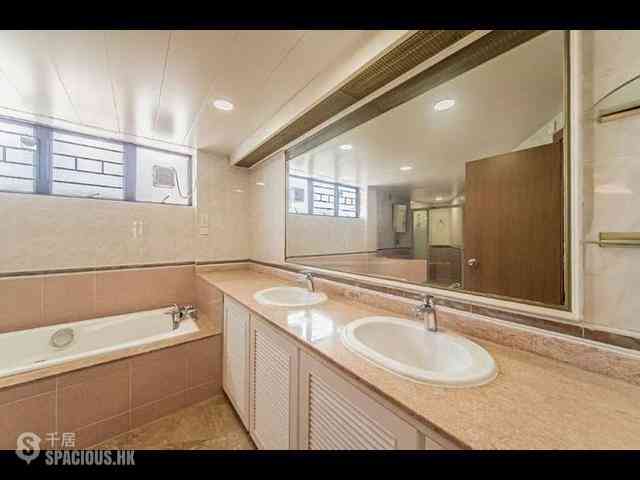 Repulse Bay - Fairview Court 06