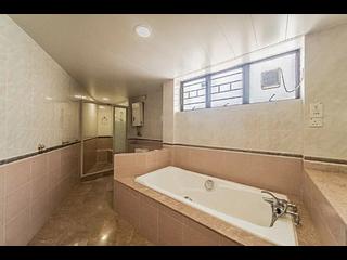 Repulse Bay - Fairview Court 07
