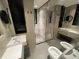 Central - 13, Peel Street 06