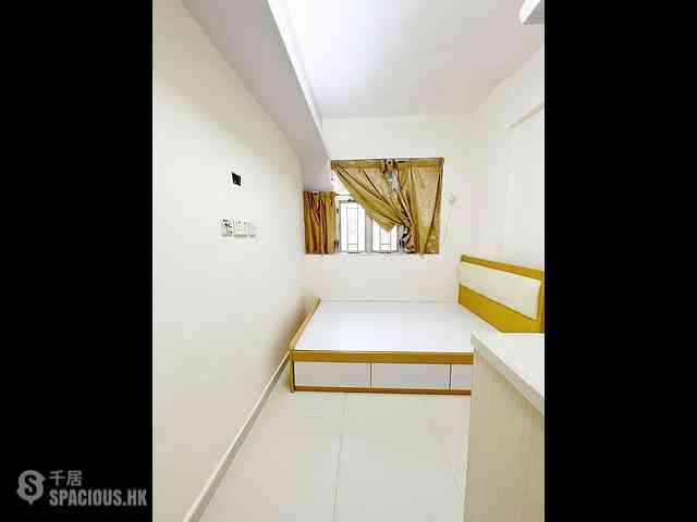 North Point - Tung Fat Building Block B 01