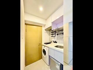 Sai Ying Pun - Yuet Sum Mansion 02