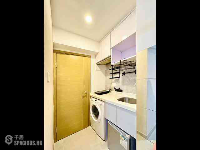 Sai Ying Pun - Yuet Sum Mansion 02