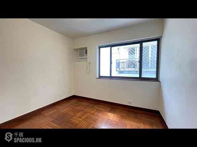 Yau Yat Chuen - 10, Marigold Road 04