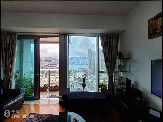 Yau Ma Tei - The Coronation Tower 5 03