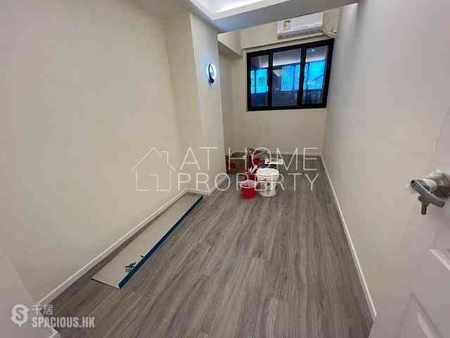 Sai Ying Pun - Fuk Shing Building 05