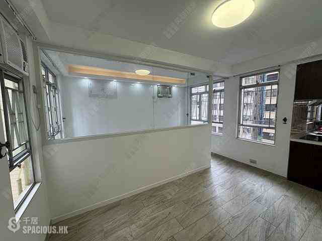 Sai Ying Pun - New Start Building 01