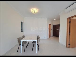 West Kowloon - Sorrento Phase 2 Block 1 03