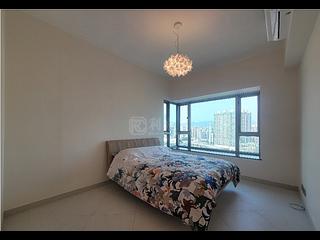West Kowloon - Sorrento Phase 2 Block 1 09