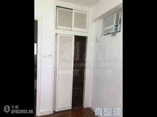 Lam Tin - Sceneway Garden Block 9 05